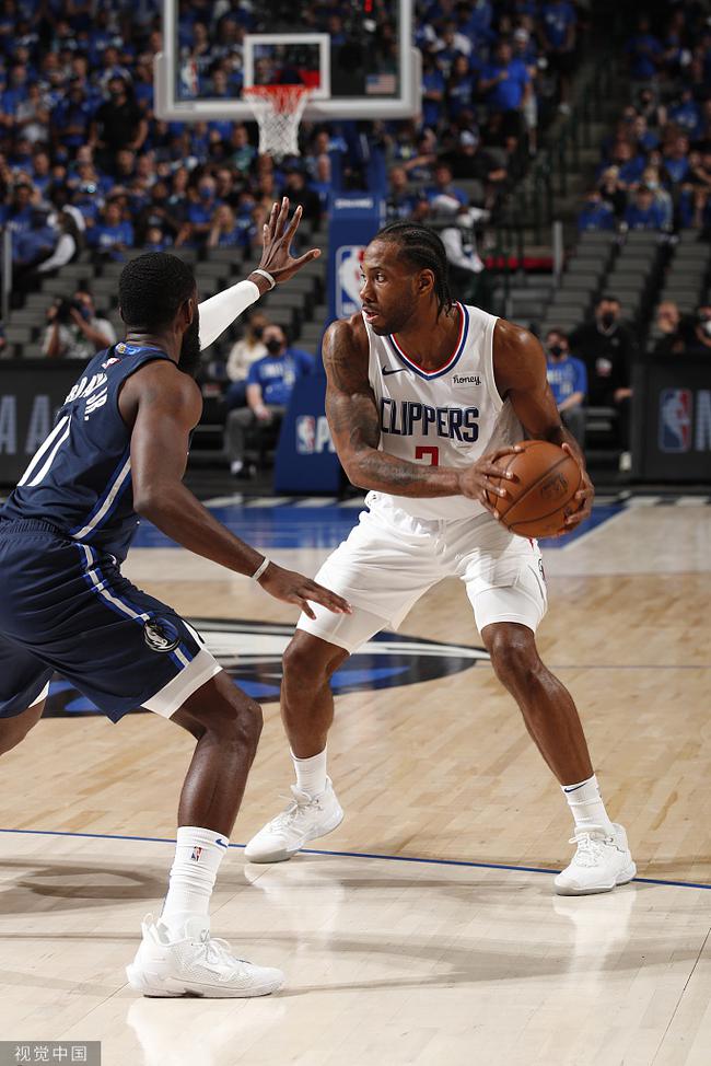 12分惨败！捷克队核心克雷伊奇首战低迷，调整状态成后续关键