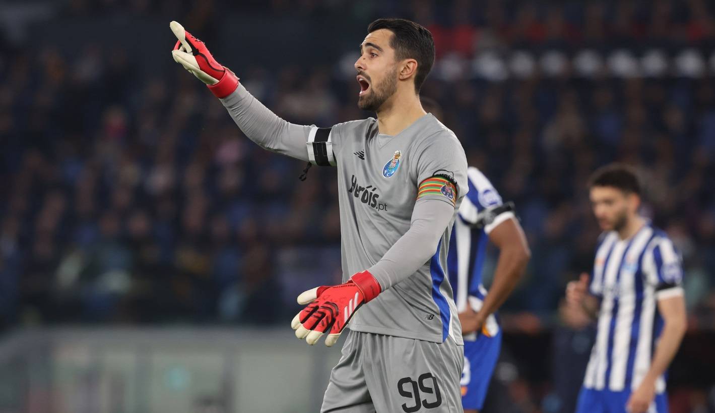 也为进攻端 也为进攻端