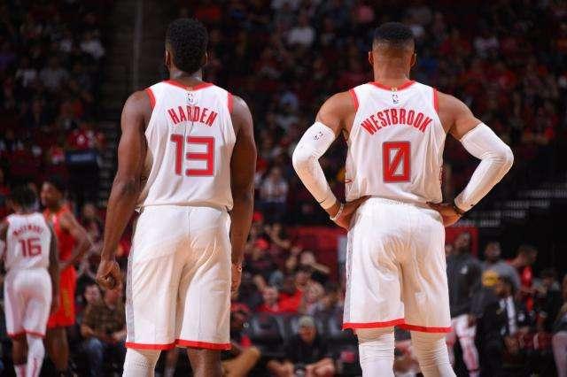 对弱点玩家 对弱点玩家